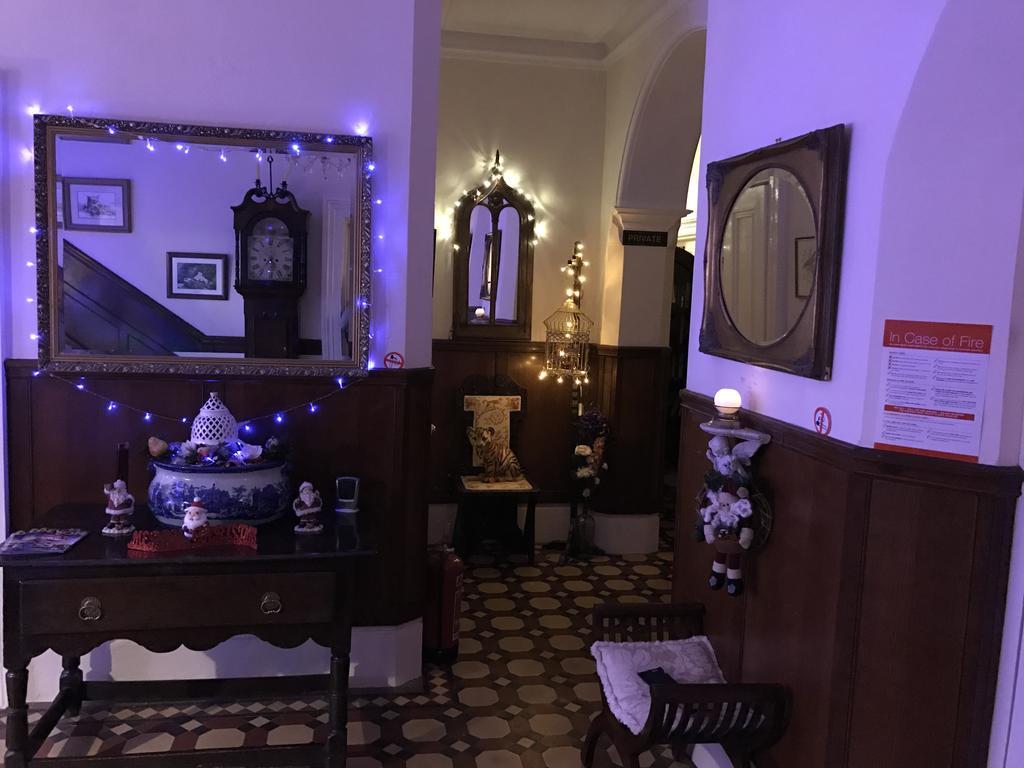 The Priory B&B Whitchurch  Luaran gambar