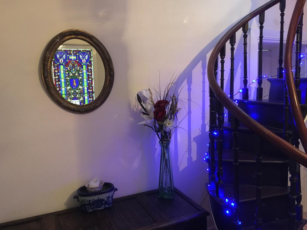 The Priory B&B Whitchurch  Luaran gambar
