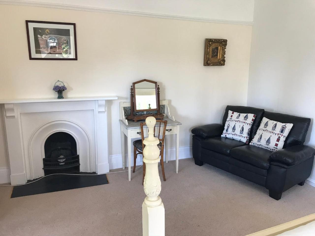 The Priory B&B Whitchurch  Luaran gambar