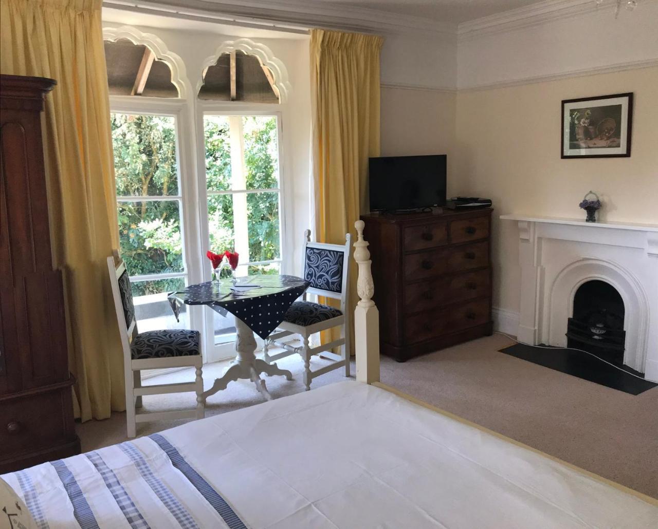 The Priory B&B Whitchurch  Luaran gambar
