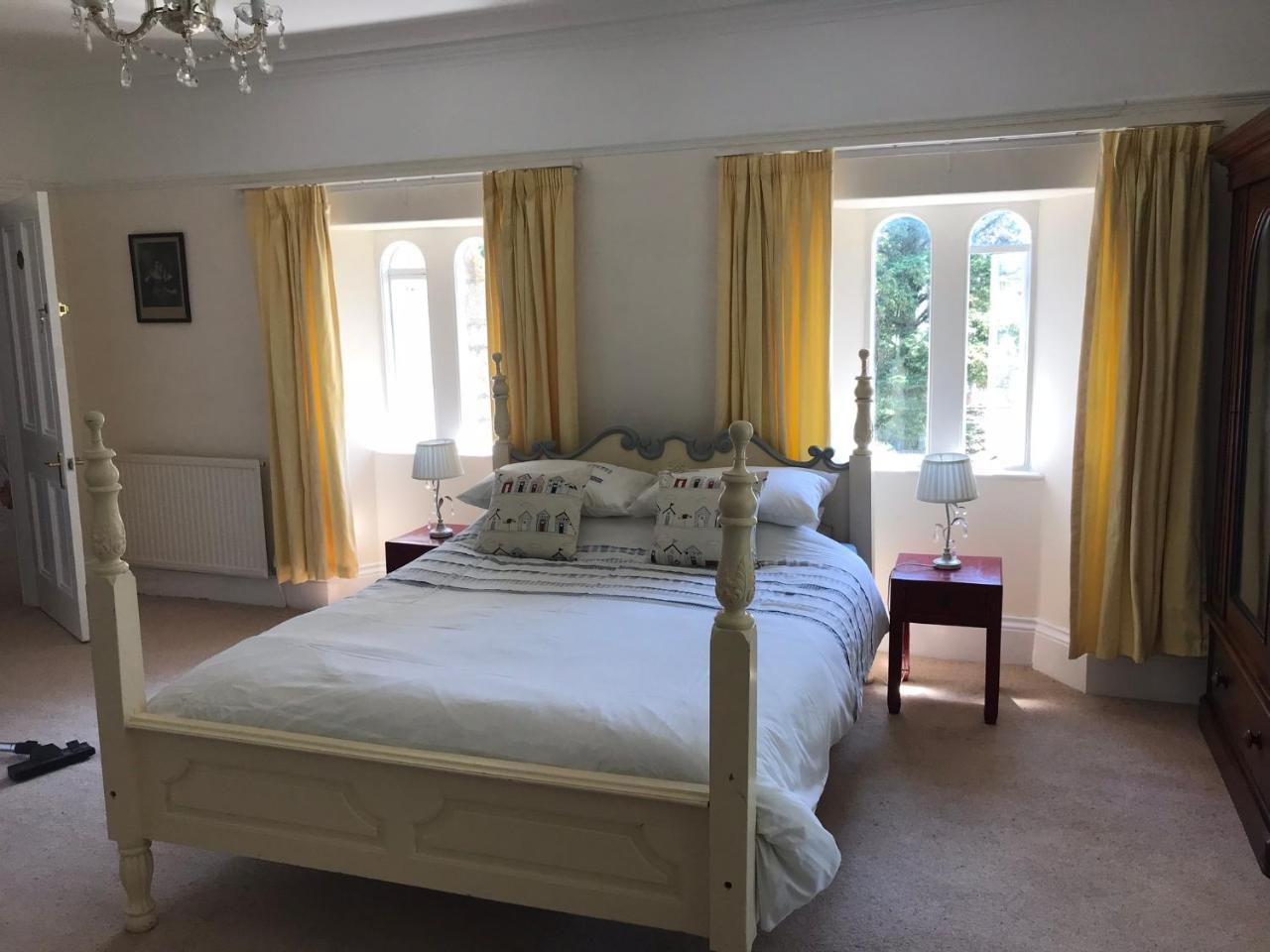 The Priory B&B Whitchurch  Luaran gambar