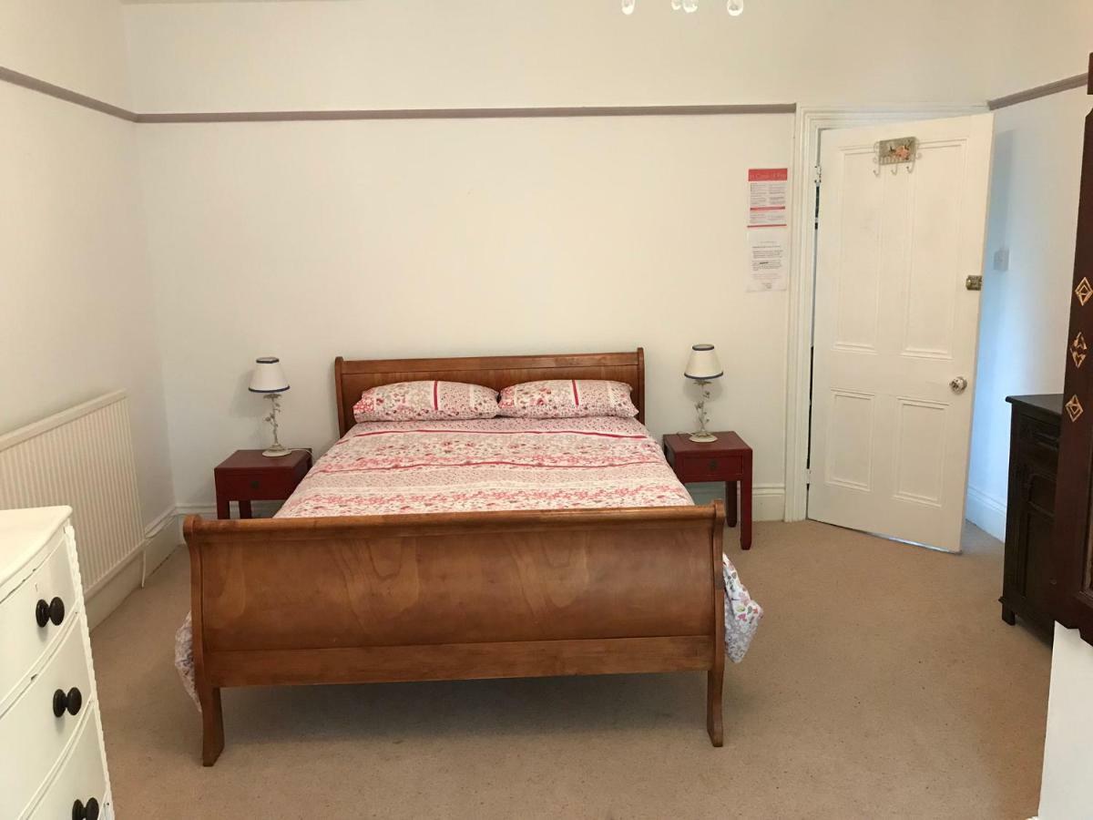 The Priory B&B Whitchurch  Luaran gambar